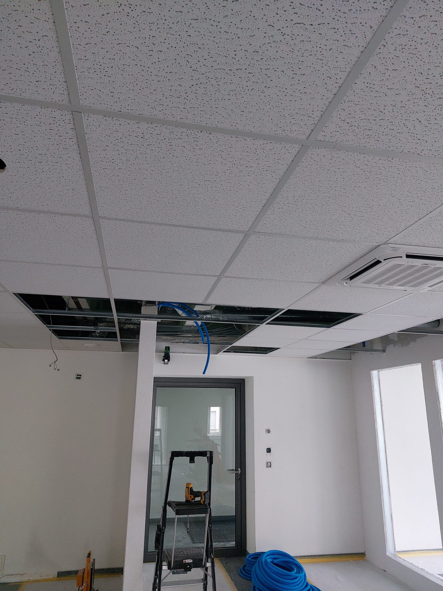 Ceiling Grid Installation